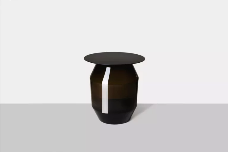 AUGARTEN TABLE