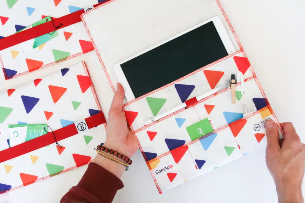 Pouzdra na notebooky a organizéry s kapsou na tablet